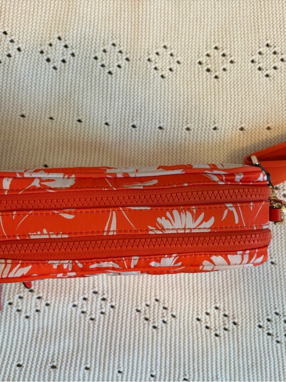 Kate spade Floral Orange Crossbody Bag with White Bloom Accents - Picture 3 of 6